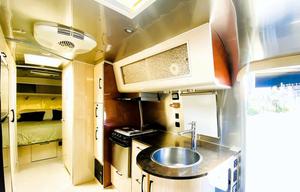 ✧ Silver Soufflé ✧ Luxury Airstream • Panoramic ✧