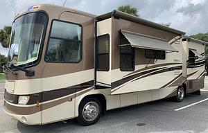 2007 Neptune 37 PBQ RV rental photo 2