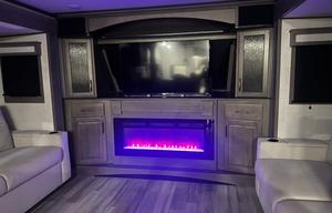 2023 Grand Design Solitude 380FL R