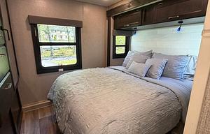 Stress free Luxury Camping/Fully Stocked
