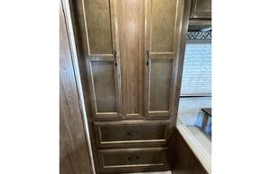 2017 Gulf Stream RV Conquest Class C 6237LE RV rental photo 5