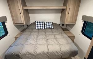 2025 Coleman Light with Bunkhouse