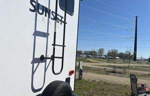 2022 CrossRoads RV Sunset Trail SS299QB
