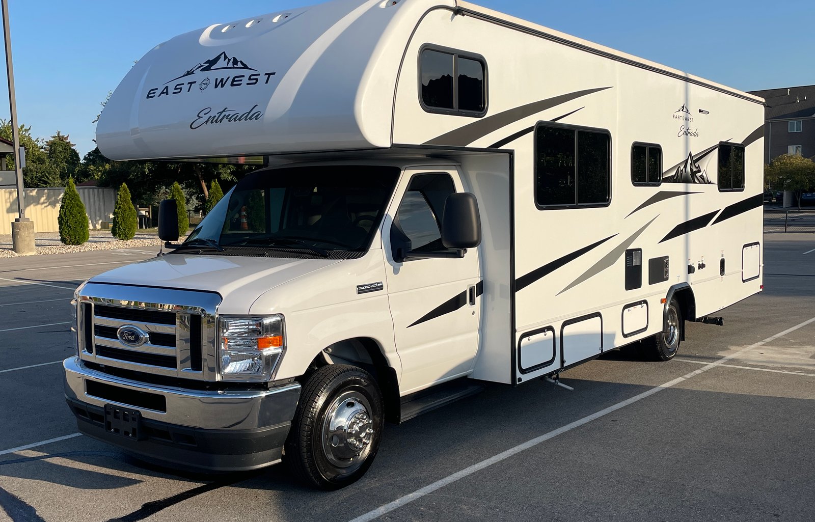 Raccoon lake pet friendly RV rental