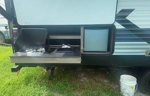 Zinger with Ultimate Pantry and Wine Cooler