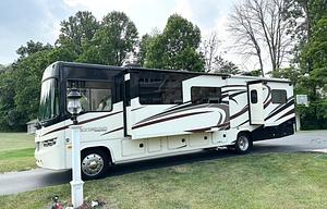 Luxury Style - 2016 Forest River Georgetown 364T