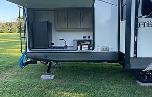PaRV At The Palace Rental