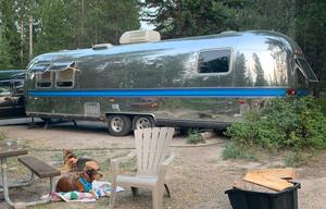 SilverStays 1981 Airstream Excella *DELIVERY ONLY*