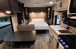 Foothill Rentals, Jayco 224BH Travel Trailer