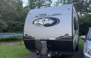 2024 Forest River RV Cherokee Wolf Pup Black Label 16BHSWBL RV rental photo 4