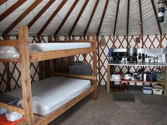 GRIZZLY RIDGE YURT1