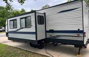 2020 Keystone Bunkhouse RV/ The Windjammer