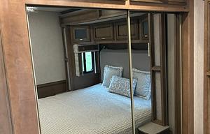 2021 Newmar Canyon Star 3719 RV rental photo 9