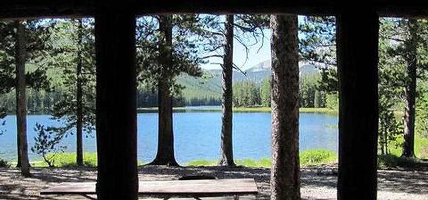 001, Loop: AREA TWIN LAKES CABIN