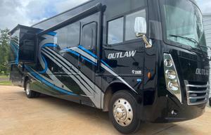 2023 Thor Motor Coach Outlaw 38MB
