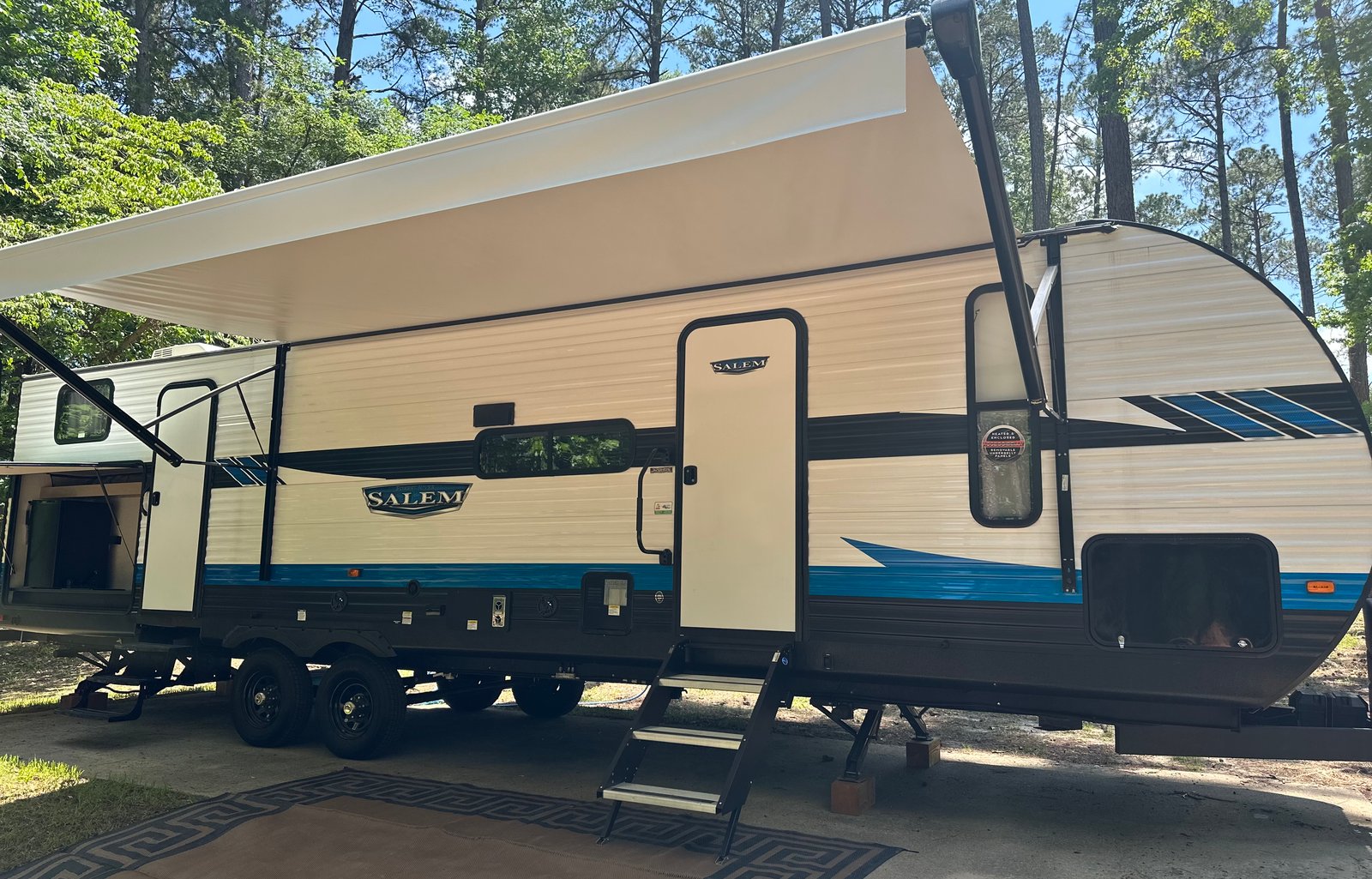 2023 Forest River RV Salem 32BHDS
