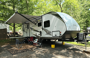 Traveler – Compact Comfort for Your Next Adventure