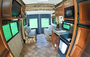 2015 Palomino Puma Unleashed 24’