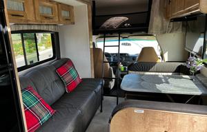 2021 Coachmen RV Leprechaun 311FS Ford 450