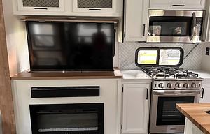 Prime Time RV Crusader 335RLP