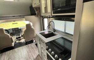 2025 Thor Motor Coach Four Winds 25V RV rental photo 14