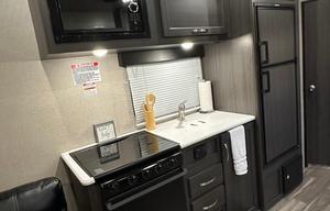 2021 Genesis Wanderer *Sleeps 6 guests