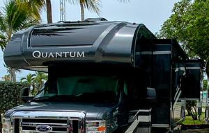 2022 Thor Motor Coach Quantum KW29