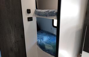 Family-Friendly, Easy-Tow Camper Sleeps 6 w/Bunks