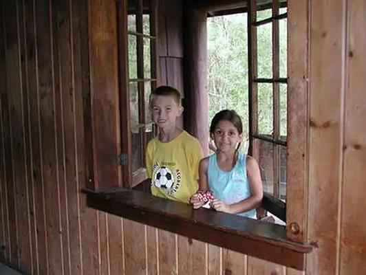 001, Loop: AREA AMERICAN RIDGE LODGE