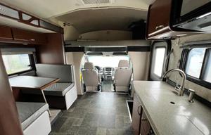 Easy To Drive - 2012 Fleetwood Tioga DSL 25R