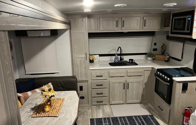 Comfy Couples or Small Family Camper