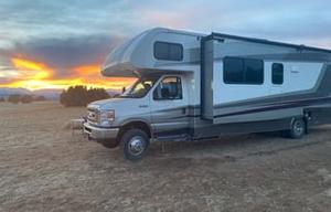 Forest River, Forester 3271S Ford V10