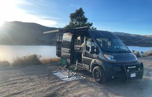 All-Season Off-Grid Campervan - Adventure Ready!