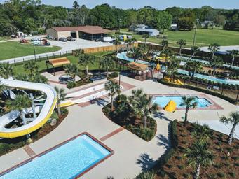 Gator Ground RV Resort - RV Golf & Waterpark
