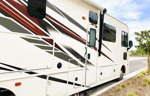 ! Creamy Flair 2021 - Modern & Reliable, Sleeps 10
