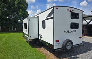Jon and Ash's kid & pet friendly RV Rental