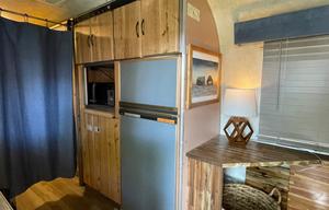 SilverStays 1981 Airstream Excella *DELIVERY ONLY*