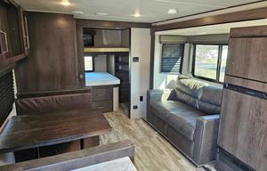 Stella's "love of the wild" Grand design Xplor