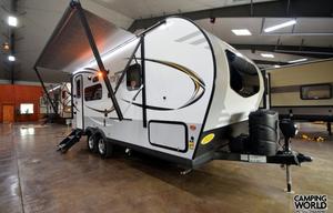 2020 Mini Lite Couples Coach 2109S