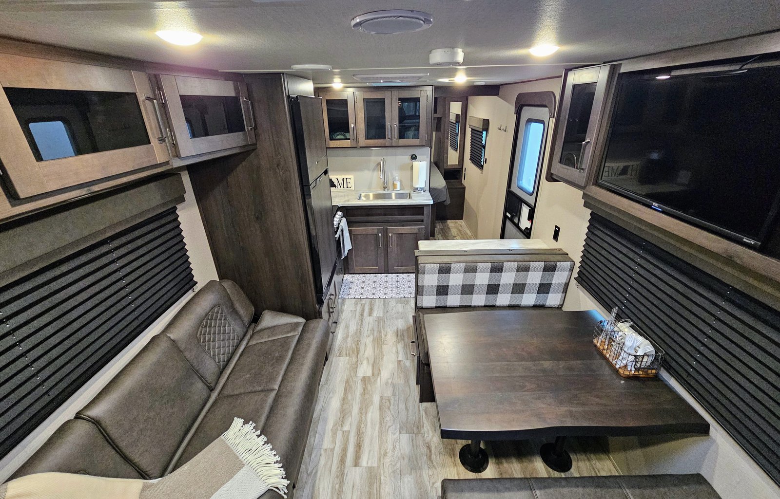 The Cozy KC - 2022 Grand Design Transcend 247BH