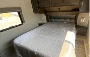 2020 Grand Design Reflection 31MB RV rental photo 5