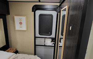 The Imagine That, **Pet Friendly**
