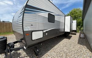 2020 Avenger 32QBI RV rental photo 10