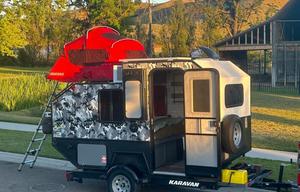 Camo Camper Karavan