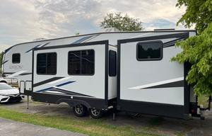 2022 Forest River RV Cherokee Arctic Wolf 321BH