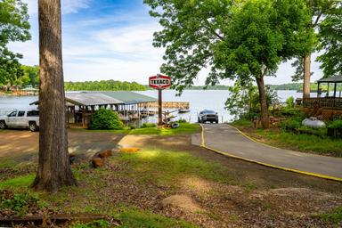 Mid Lake Campground