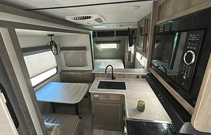 2022 Forest River RV Surveyor Legend 202RBLE
