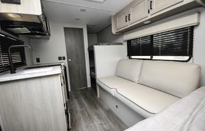 2024 Catalina Summit Series 7 164BHX RV rental photo 5
