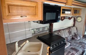 2005 Jayco Greyhawk 31GS