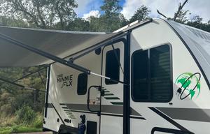 Minnie Winnie FLX | Solar Bunkhouse | Sleeps 6!